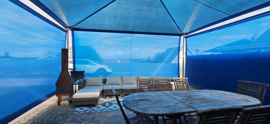 3 Bedroom Property for Sale in Stilbaai Oos Western Cape